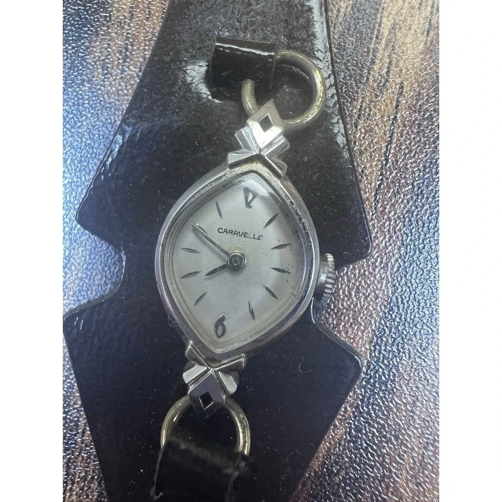 Women's Caravelle Silver Tone Watch Leather Band Needs Battery